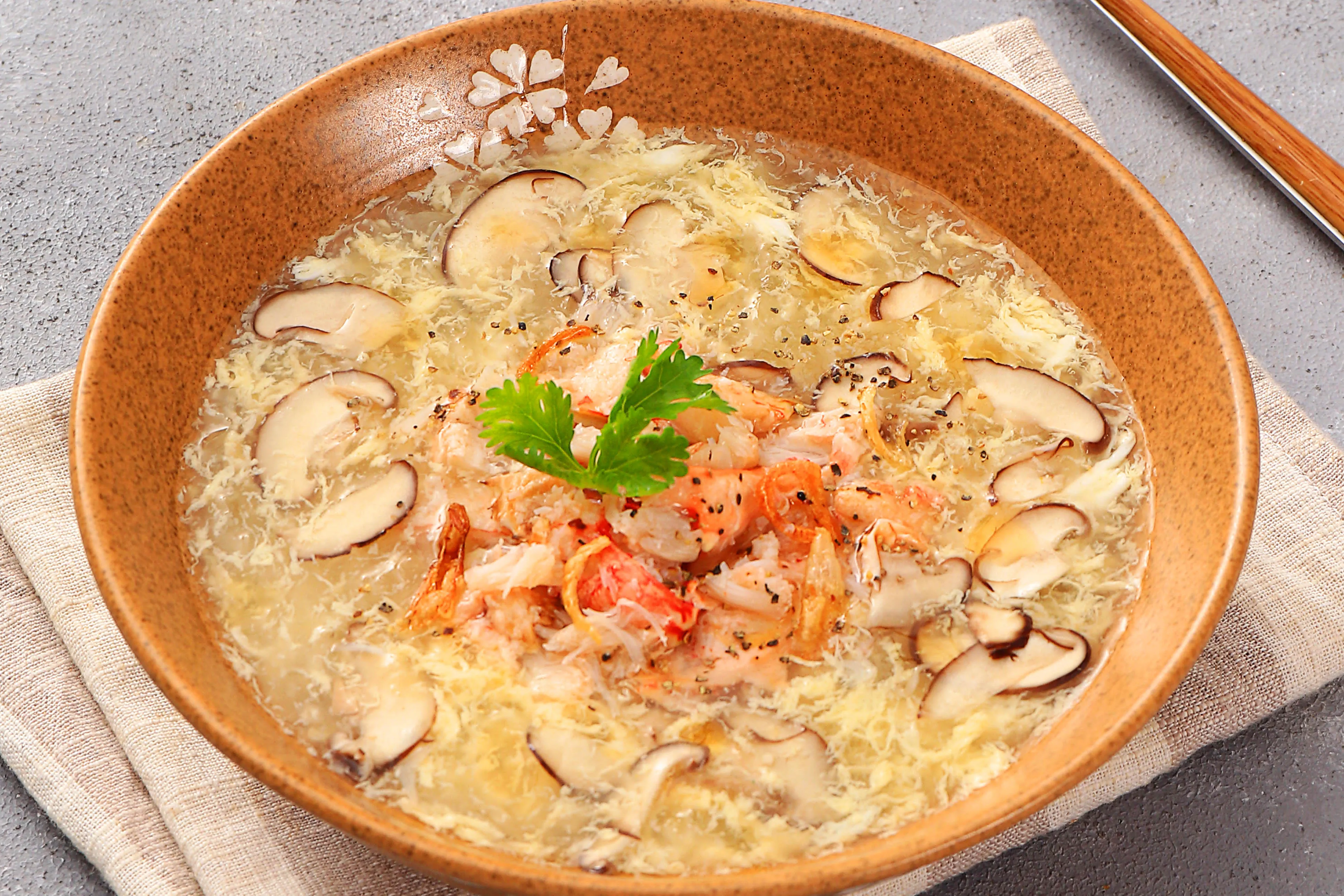 A crossed out European emblem